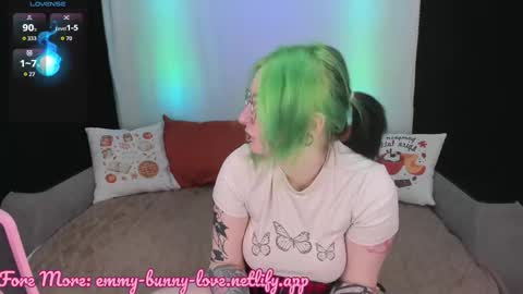 Snapshot of lover_emmy chatting on 9, 11, 2025 Emmy online show from 9, 11, 2025