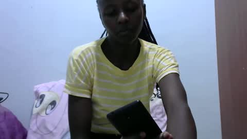 lovergal222 online show from 12, 1, 2025