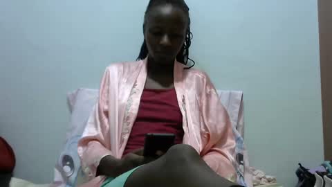 lovergal222 online show from 25, 1, 2025