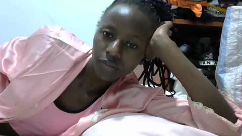 lovergal222 online show from 2, 2, 2025