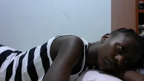 lovergal222 online show from 5, 2, 2025