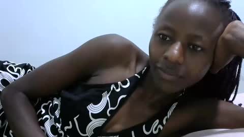 lovergal222 online show from 11, 2, 2025