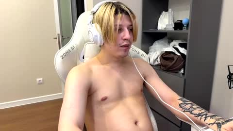 loverria online show from 8, 4, 2026