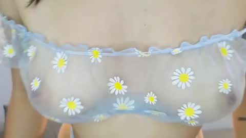 Snapshot of lovers_clover_x chatting on 2, 3, 2026 Lovers Clover X online show from 2, 3, 2026