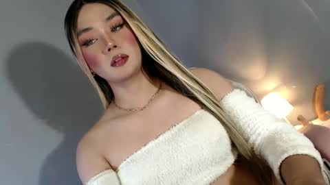 Snapshot of lovers_moon22 chatting on 19, 1, 2025 lovers moon22 online show from 19, 1, 2025