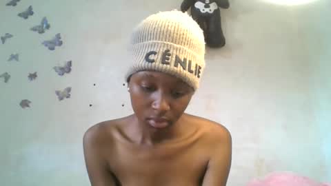 Snapshot of lovers_oncam chatting on 1, 3, 2026 RedJoy online show from 1, 3, 2026