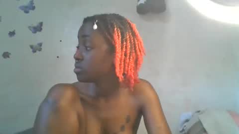 Snapshot of lovers_oncam chatting on 12, 4, 2026 RedJoy online show from 12, 4, 2026