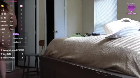 LoveSaraChristine online show from 25, 1, 2025