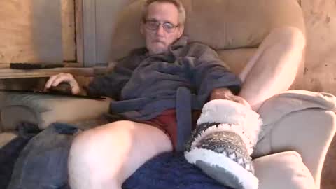 just here to have fun and cum online show from 12, 11, 2025