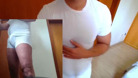 Snapshot of lovetobeseen1000 chatting on 7, 2, 2025 Lovetobeseen online show from 7, 2, 2025