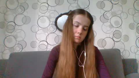 Snapshot of lovettaarras chatting on 27, 7, 2026 Katie online show from 27, 7, 2026