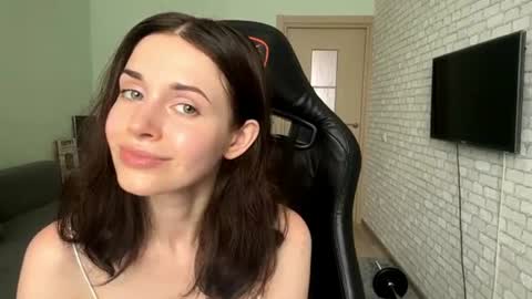 Isabella online show from 26, 7, 2026
