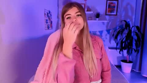 Barbie  Follow me online show from 5, 10, 2025