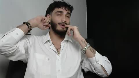 Snapshot of lovexjuxn77 chatting on 23, 2, 2026 lovexjuxn77 online show from 23, 2, 2026