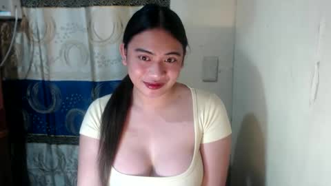 Snapshot of loveyoureign06 chatting on 16, 2, 2025 Ryn online show from 16, 2, 2025