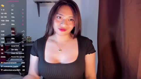 Snapshot of loveyoureign06 chatting on 12, 11, 2025 Ryn online show from 12, 11, 2025