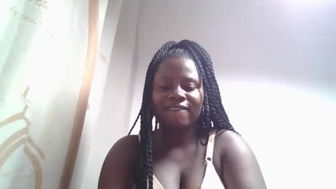 Snapshot of lovie_paula chatting on 16, 10, 2025 lovie_paula online show from 16, 10, 2025
