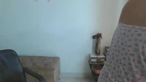 Snapshot of loving__lily chatting on 11, 11, 2025 loving online show from 11, 11, 2025