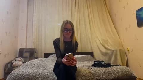 Snapshot of loving_liana chatting on 11, 1, 2026 Loving Liana online show from 11, 1, 2026