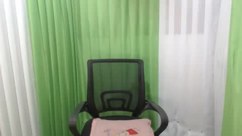 Snapshot of loving_scarlet19 chatting on 28, 2, 2026 Scarlet online show from 28, 2, 2026