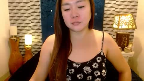 Snapshot of lovingmulberry chatting on 3, 10, 2025 lovingmulberry online show from 3, 10, 2025