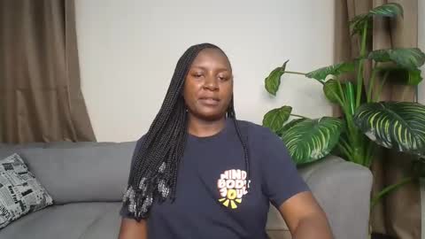 Snapshot of loyalcutie chatting on 14, 3, 2026 loyalcutie online show from 14, 3, 2026