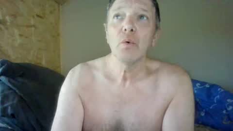 Snapshot of lu485947452685193669 chatting on 28, 5, 2026 lu485947452685193669 online show from 28, 5, 2026