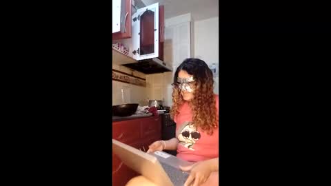 luanapowerful online show from 16, 12, 2025