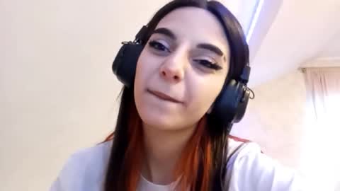 luannmaixner online show from 17, 12, 2025