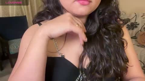 Snapshot of lubna_07 chatting on 15, 12, 2025 slow poison online show from 15, 12, 2025