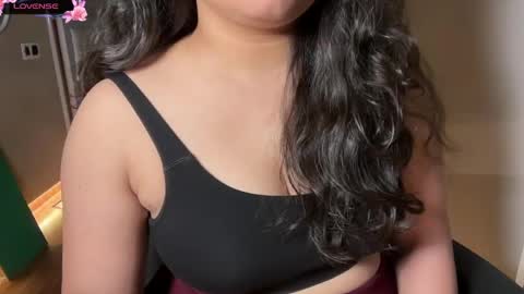 Snapshot of lubna_07 chatting on 1, 5, 2026 slow poison online show from 1, 5, 2026