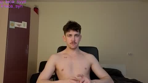 Snapshot of luca_syn chatting on 25, 3, 2026 Luca S online show from 25, 3, 2026