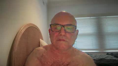 Snapshot of lucas10004 chatting on 26, 12, 2024 lucas10004 online show from 26, 12, 2024