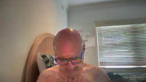 Snapshot of lucas10004 chatting on 10, 1, 2025 lucas10004 online show from 10, 1, 2025