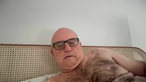 Snapshot of lucas10004 chatting on 1, 10, 2025 lucas10004 online show from 1, 10, 2025