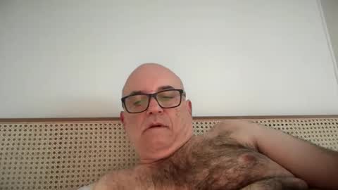 Snapshot of lucas10004 chatting on 4, 10, 2025 lucas10004 online show from 4, 10, 2025