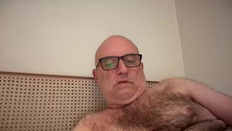 Snapshot of lucas10004 chatting on 19, 10, 2025 lucas10004 online show from 19, 10, 2025