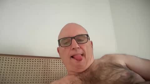 Snapshot of lucas10004 chatting on 27, 10, 2025 lucas10004 online show from 27, 10, 2025