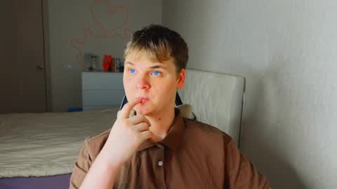 Lucas Gill online show from 8, 2, 2026