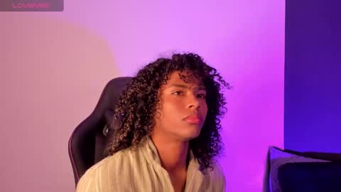 Snapshot of lucas_eevans07 chatting on 17, 1, 2025   online show from 17, 1, 2025