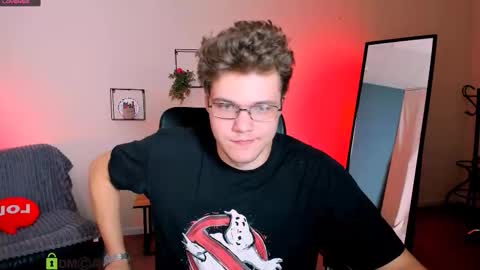 lucas_long_ online show from 28, 9, 2025