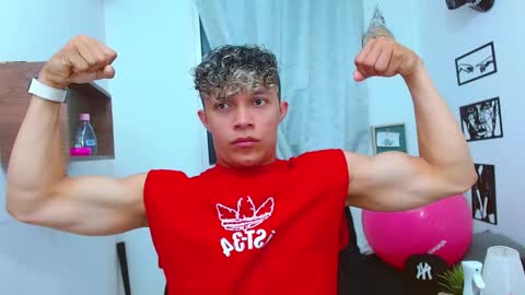 Lucas Luxx online show from 12, 11, 2025