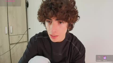 lucas_xo online show from 9, 11, 2025