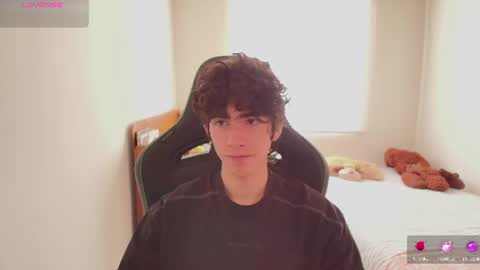 lucas_xo online show from 25, 6, 2026