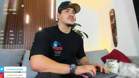 LUCA SANTOS online show from 3, 5, 2026
