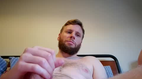 Snapshot of lucasb_87 chatting on 17, 12, 2024 lucasb_87 online show from 17, 12, 2024