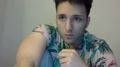 lucasbacon13 online show from 16, 12, 2024