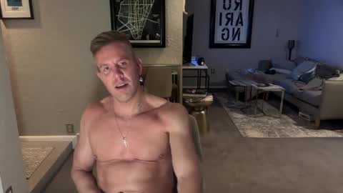 Snapshot of lucasjake chatting on 3, 5, 2026 Lucas Jake online show from 3, 5, 2026