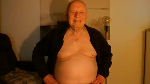 Snapshot of lucbottom031249 chatting on 15, 4, 2026 lucbottom031249 online show from 15, 4, 2026