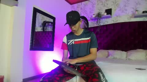 Lucca Moreti online show from 29, 6, 2026